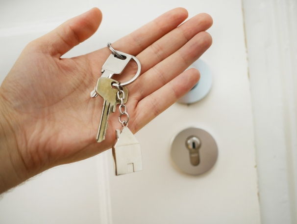 https://YakovH.StopRentingStartOwning.com